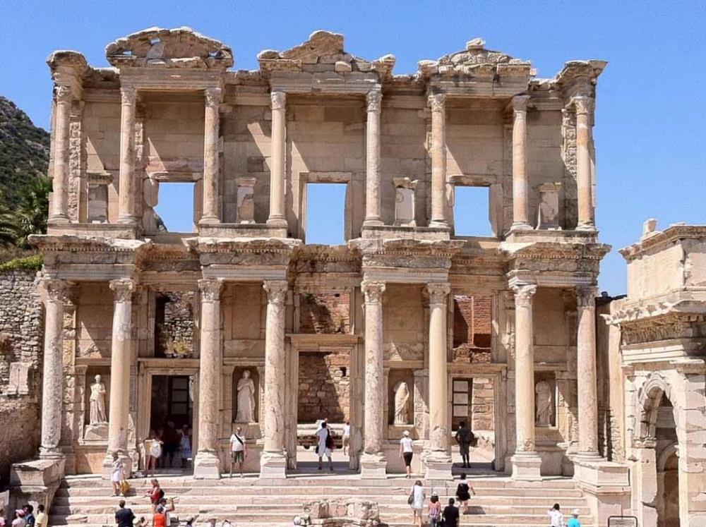Ephesus, Virgin Mary’s House & Temple of Artemis Tour with ENTRY FEES & LUNCH